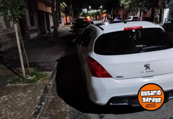 Autos - Peugeot 308 Allure Nav 2013 Nafta 99000Km - En Venta