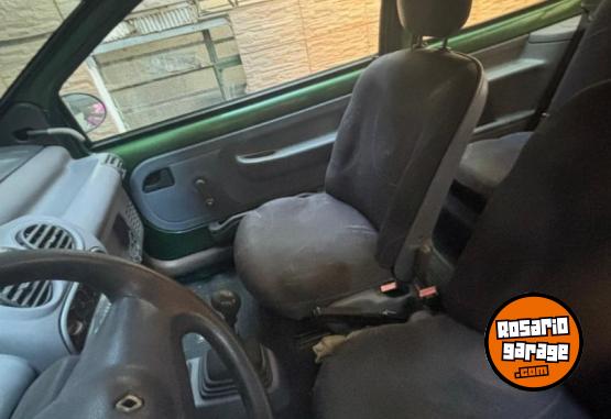 Autos - Renault Twingo 1997 Nafta 150000Km - En Venta