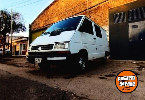 Utilitarios - Renault Trafic 1998 GNC 111111Km - En Venta