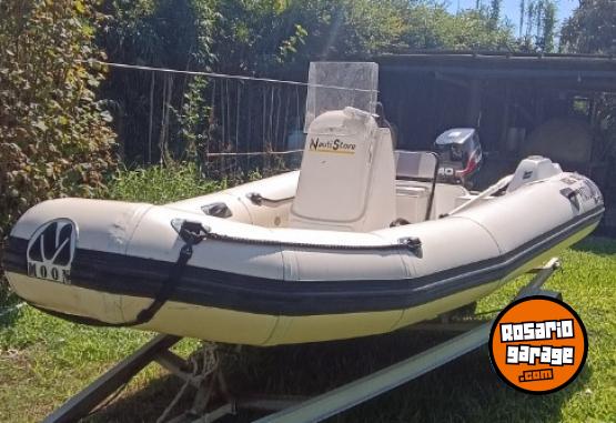 Embarcaciones - DUEÑO VENDO SEMIRRIGIDO MOON CON MOTOR SUZUKI 40 HP (NO PERMUTO) - En Venta