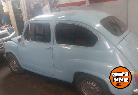 Autos - Fiat 600 1982 Nafta 111111Km - En Venta