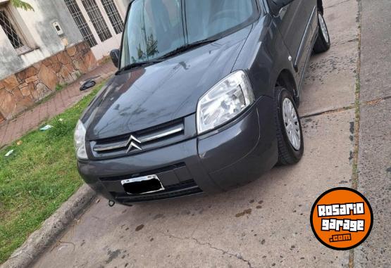 Utilitarios - Citroen berlingo 2013 Diesel 167000Km - En Venta