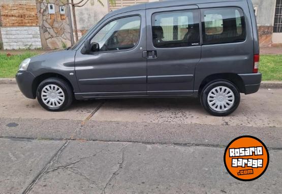 Utilitarios - Citroen berlingo 2013 Diesel 167000Km - En Venta