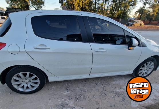 Autos - Peugeot 308 allure 2014 Nafta 126000Km - En Venta