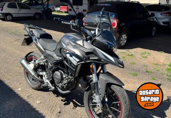Motos - Benelli Trk251 2022 Nafta 4870Km - En Venta