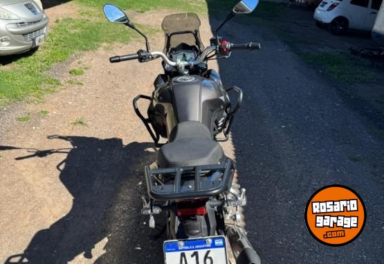 Motos - Benelli Trk251 2022 Nafta 4870Km - En Venta