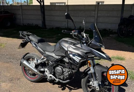 Motos - Benelli Trk251 2022 Nafta 4870Km - En Venta
