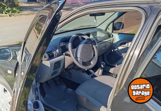 Autos - Renault Clio 2010 Nafta 130000Km - En Venta