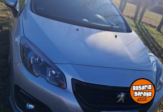 Autos - Peugeot 308 2021 Diesel 75000Km - En Venta