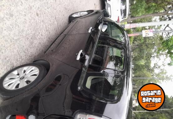 Autos - Citroen C3 Picasso 2014 GNC 143000Km - En Venta