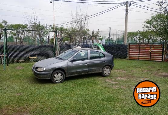 Autos - Renault Megane RN 1999 Nafta 280000Km - En Venta