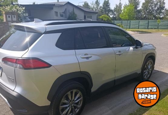 Autos - Toyota Corolla Cross H�brida xei 2021 Electrico / Hibrido 99000Km - En Venta