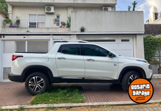 Camionetas - Fiat Toro Volcano 2.0 2017 Diesel 72400Km - En Venta