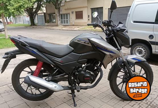 Motos - Honda Twister CB125 2024 Nafta 6700Km - En Venta