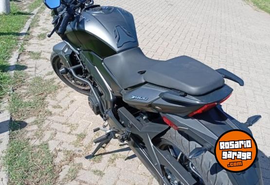 Motos - Bajaj Dominar 400 2022 Nafta 2700Km - En Venta