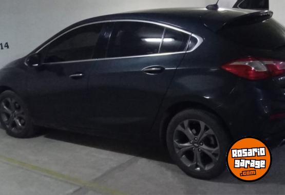Autos - Chevrolet Cruze LTZ + 2017 Nafta 75000Km - En Venta