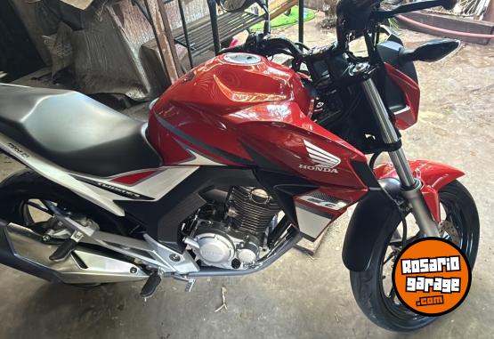 Motos - Honda Twister 250 cv 2018 Nafta 20000Km - En Venta