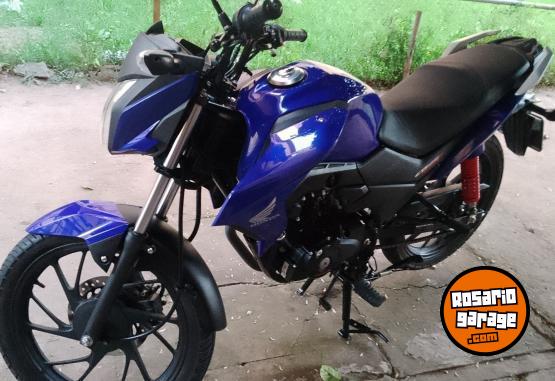 Motos - Honda Twister 125 2024 Nafta 1800Km - En Venta