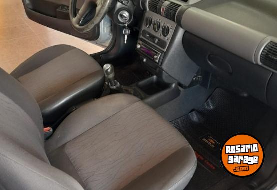 Autos - Chevrolet CORSA CLASSIC 1.6 N 2008 Nafta 124000Km - En Venta