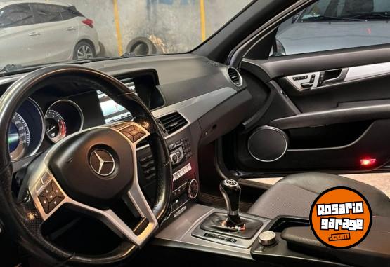 Autos - Mercedes Benz C 250 2012 Nafta 98000Km - En Venta