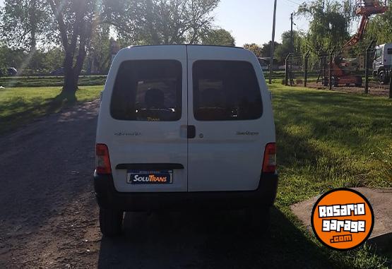 Utilitarios - Citroen Berlingo 2021 Diesel 125000Km - En Venta