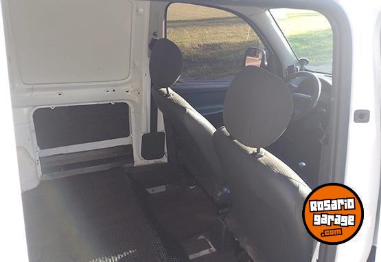 Utilitarios - Citroen Berlingo 2021 Diesel 125000Km - En Venta