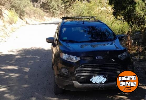 Camionetas - Ford Eco sport 2015 Nafta 81000Km - En Venta