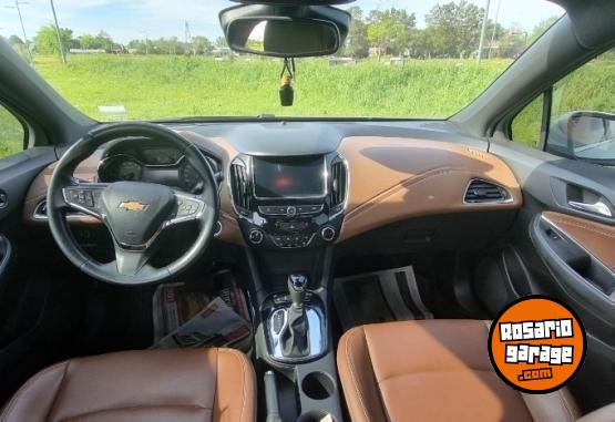 Autos - Chevrolet CRUZE 4P PREMIER 2022 Nafta 72000Km - En Venta
