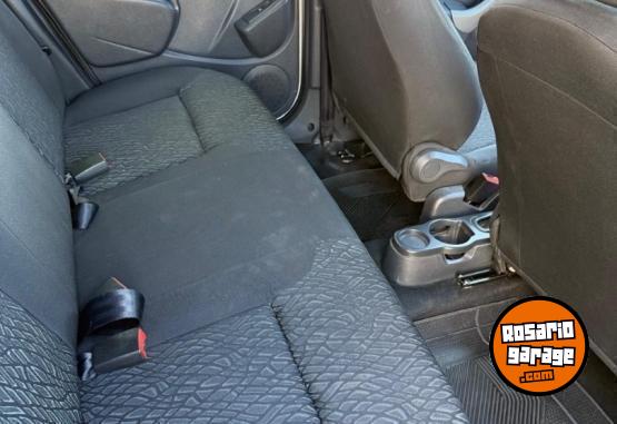 Autos - Renault Duster 2016 GNC 113000Km - En Venta