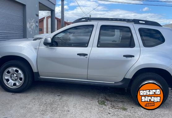 Autos - Renault Duster 2016 GNC 113000Km - En Venta