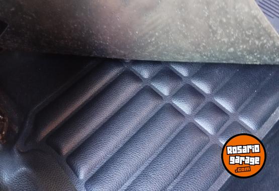 Utilitarios - Citroen BERLINGO MULTISPACE HDI 2016 Diesel 175000Km - En Venta