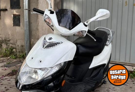 Motos - Suzuki An125 2013 Nafta 32000Km - En Venta