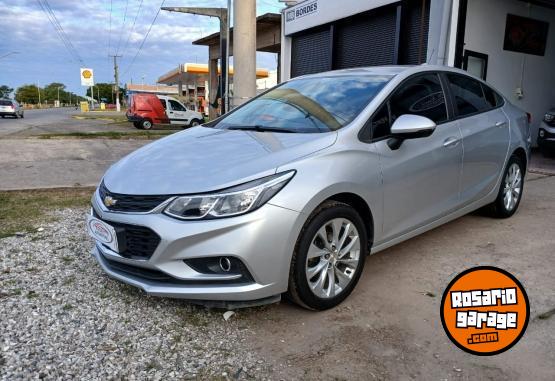 Autos - Chevrolet Cruze LT 2019 Nafta 118000Km - En Venta