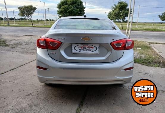 Autos - Chevrolet Cruze LT 2019 Nafta 118000Km - En Venta