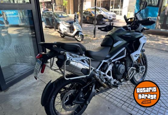 Motos - Triumph Tiger 1200 rally pro 2024 Nafta 600Km - En Venta
