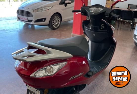 Motos - Honda Élite 125 2015 Nafta 5500Km - En Venta