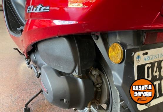 Motos - Honda Élite 125 2015 Nafta 5500Km - En Venta