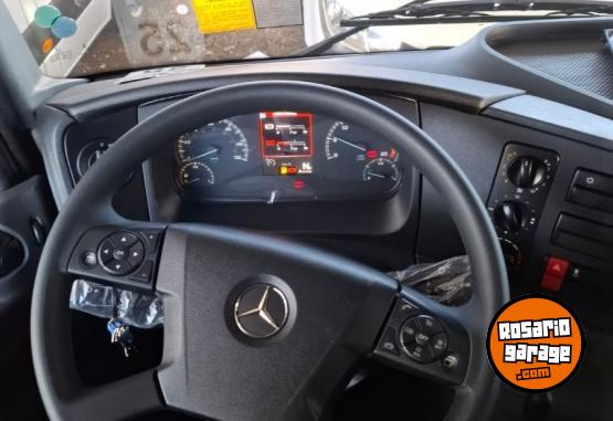 Camiones y Grúas - Atego 1732 Chasis - En Venta