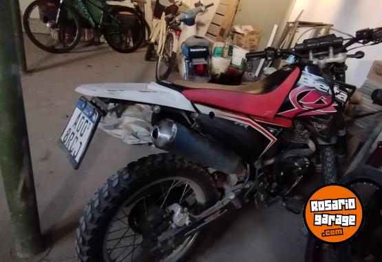 Motos - Beta TR 2.0 2016 Nafta 12500Km - En Venta