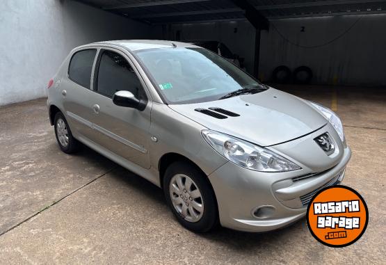 Autos - Peugeot 207 Compact allure 2013 Diesel 108000Km - En Venta