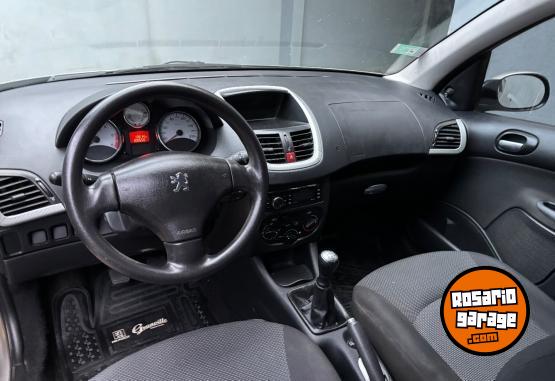 Autos - Peugeot 207 Compact allure 2013 Diesel 108000Km - En Venta