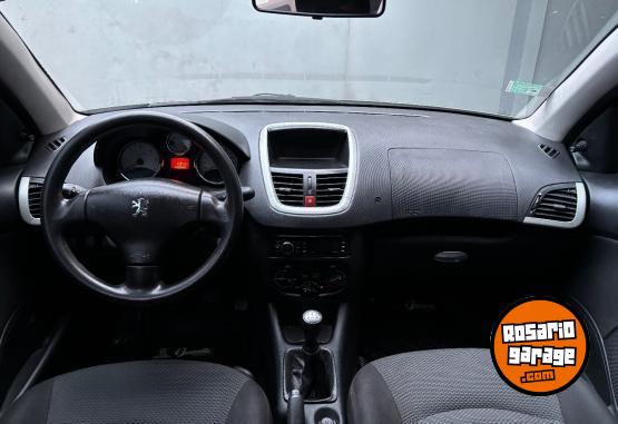 Autos - Peugeot 207 Compact allure 2013 Diesel 108000Km - En Venta