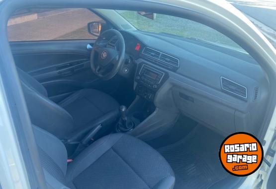 Camionetas - Volkswagen Saveiro 1.6 C/doble 2016 Nafta 148000Km - En Venta