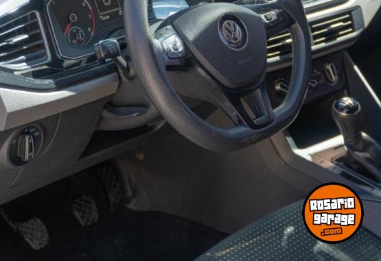 Autos - Volkswagen Polo Confortline 2018 Nafta 113000Km - En Venta