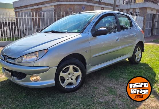 Autos - Peugeot 206 2008 Nafta 190000Km - En Venta
