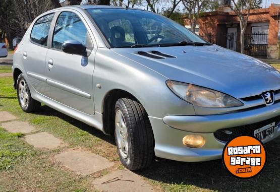 Autos - Peugeot 206 2008 Nafta 190000Km - En Venta