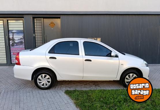 Autos - Toyota ETIOS 1.5 6MT 2023 Nafta 14000Km - En Venta