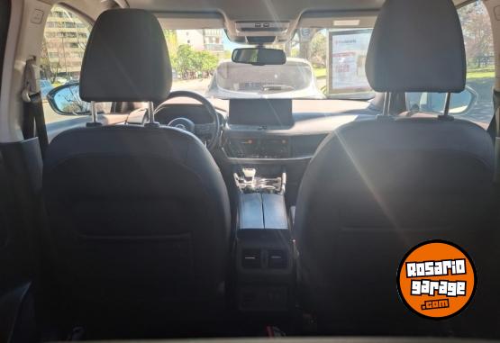 Camionetas - Nissan X-TRAIL 2023 Nafta 27000Km - En Venta