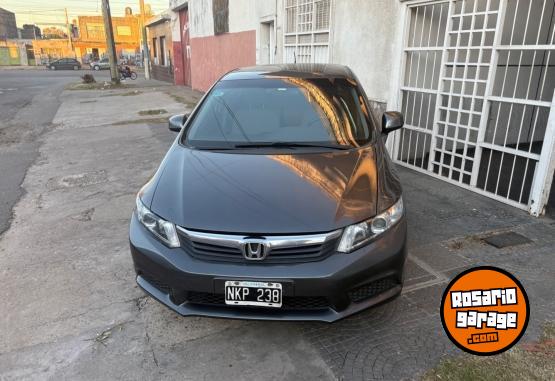 Autos - Honda Civic 2013 Nafta 205000Km - En Venta