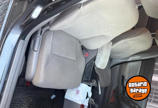 Autos - Honda Civic 2013 Nafta 205000Km - En Venta